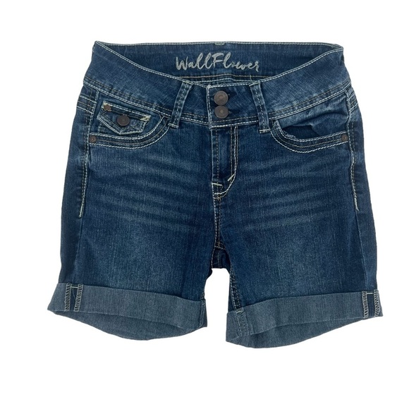 Wallflower Cuffed Hem Jean Shorts Size 3 Women's - Picture 1 of 5